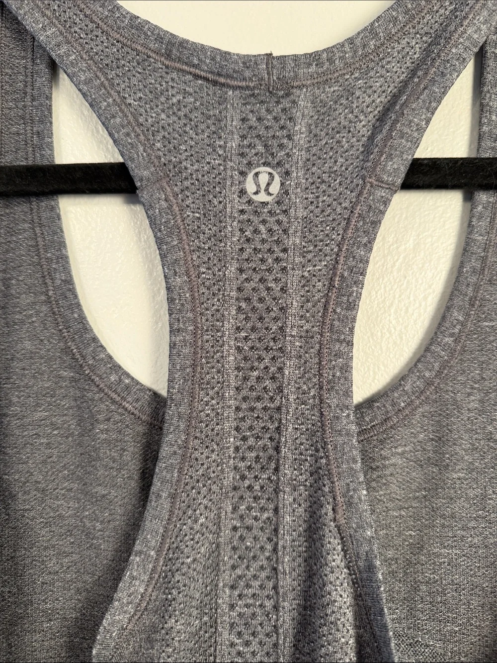 Lululemon Swiftly Tank Women's Gray Racerback Workout size 8